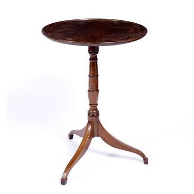 Lot 26 - Mahogany tray top occasional table