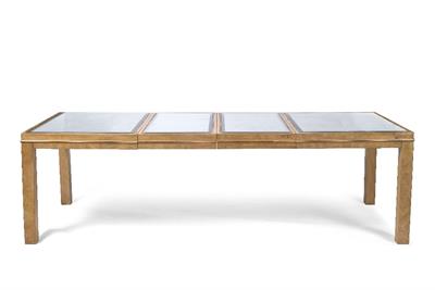 Lot 43 - 20th Century School Birdseye maple dining table