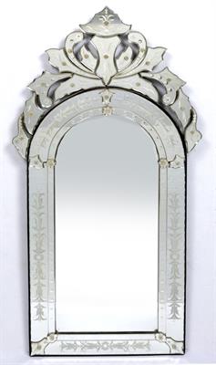 Lot 77 - Venetian style wall mirror