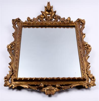 Lot 84 - Pair of gilt carved wooden mirrors