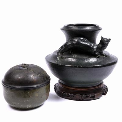 Lot 102 - Chinese style art pottery vase