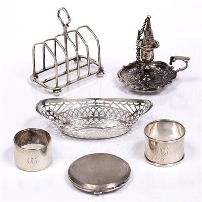 Lot 272 - Small collection of various silver