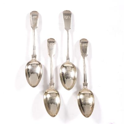 Lot 279 - Collection of 4 silver fiddle pattern tablespoons