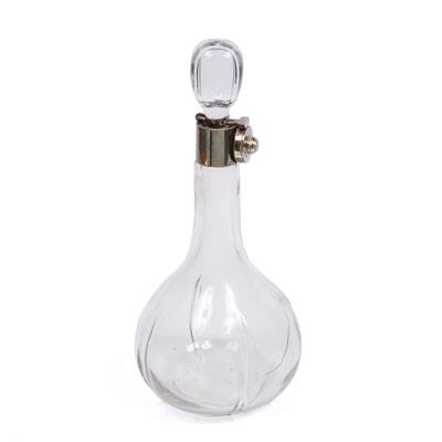 Lot 294 - Plain glass decanter
