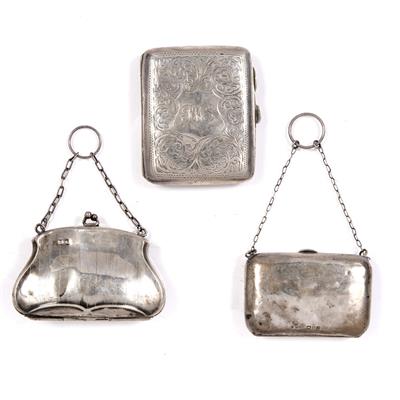 Lot 304 - Silver cigarette box