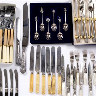 Lot 351 - Collection of plated flatware