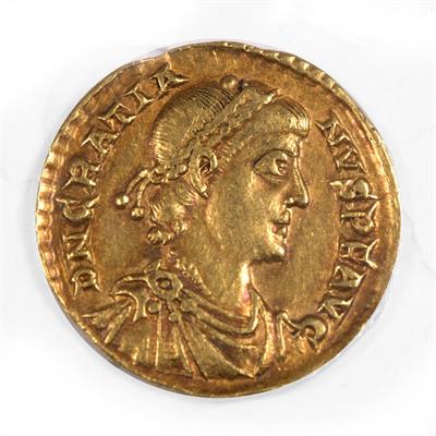 Lot 396 - Roman Gold (AV) Solidus