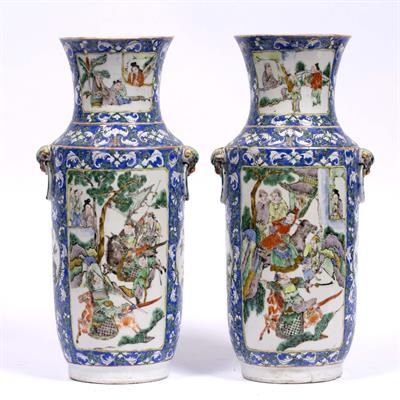 Lot 427 - Pair of Chinese Canton vases