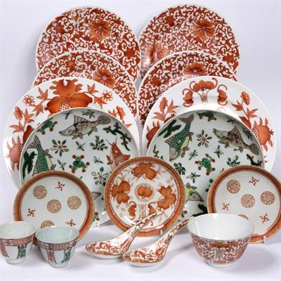 Lot 445 - Small group of Chinese ceramics