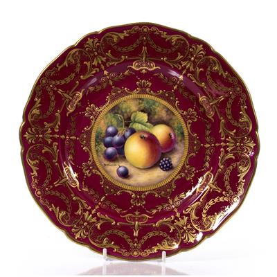 Lot 456 - Royal Worcester plate