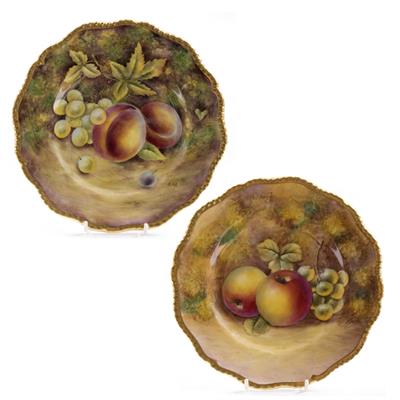 Lot 458 - Two Royal Worcester plates