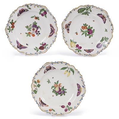 Lot 504 - Three porcelain dessert plates