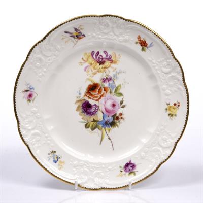 Lot 545 - Nantgarw porcelain plate