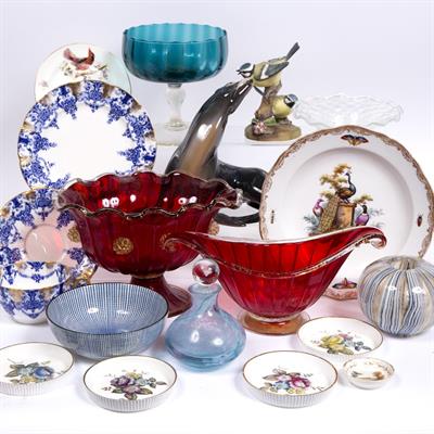 Lot 567 - Meissen porcelain plate