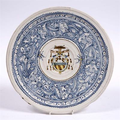 Lot 581 - Netherlandish faience dish
