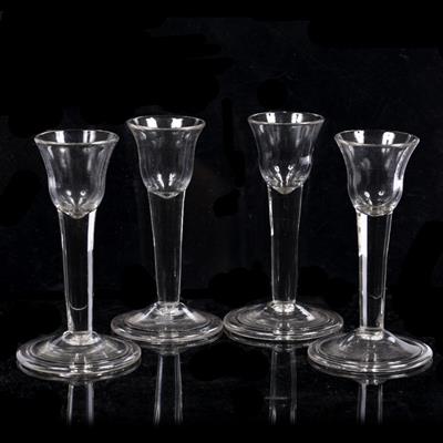 Lot 600 - Set of four cordial or gin glasses
