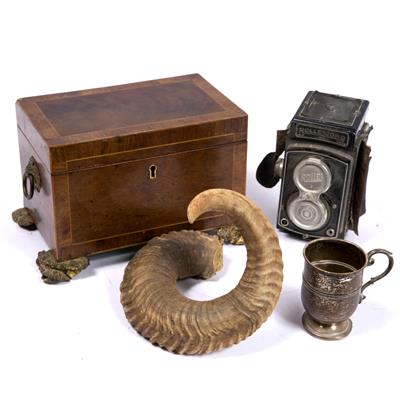 Lot 604 - Small group of pieces