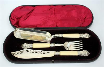 Lot 4 - A VICTORIAN CASE SILVER MOUNTED IVORY HANDLED SERVING KNIFE AND FORK with pierced decoration