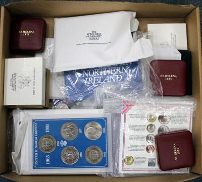 Lot 12 - MISCELLANEOUS COIN SETS to include United Kingdom crowns