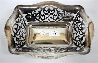 Lot 40 - A VINERS LTD PIERCED SILVER DISH with marks for Sheffield 1934