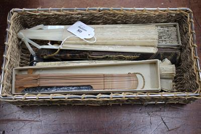 Lot 80 - VARIOUS LATE 19TH CENTURY/EARLY 20TH CENTURY LADIES FANS