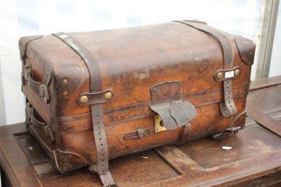 Lot 260 - A VICTORIAN LEATHER ARMY AND NAVY TRAVELLING CASE the interior separated into two sections