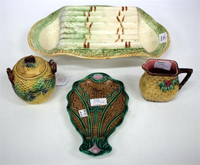Lot 299 - A VICTORIAN MAJOLICA BRAMBLE DECORATED BASKET WEAVE MOULDED JAM JAR and cover 12cm high together