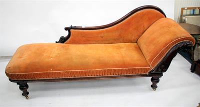 Lot 321 - A VICTORIAN MAHOGANY CHAISE LONGUE with scrolling end