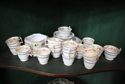 Lot 417 - A SPODE PORCELAIN PART TEASET consisting of teacups