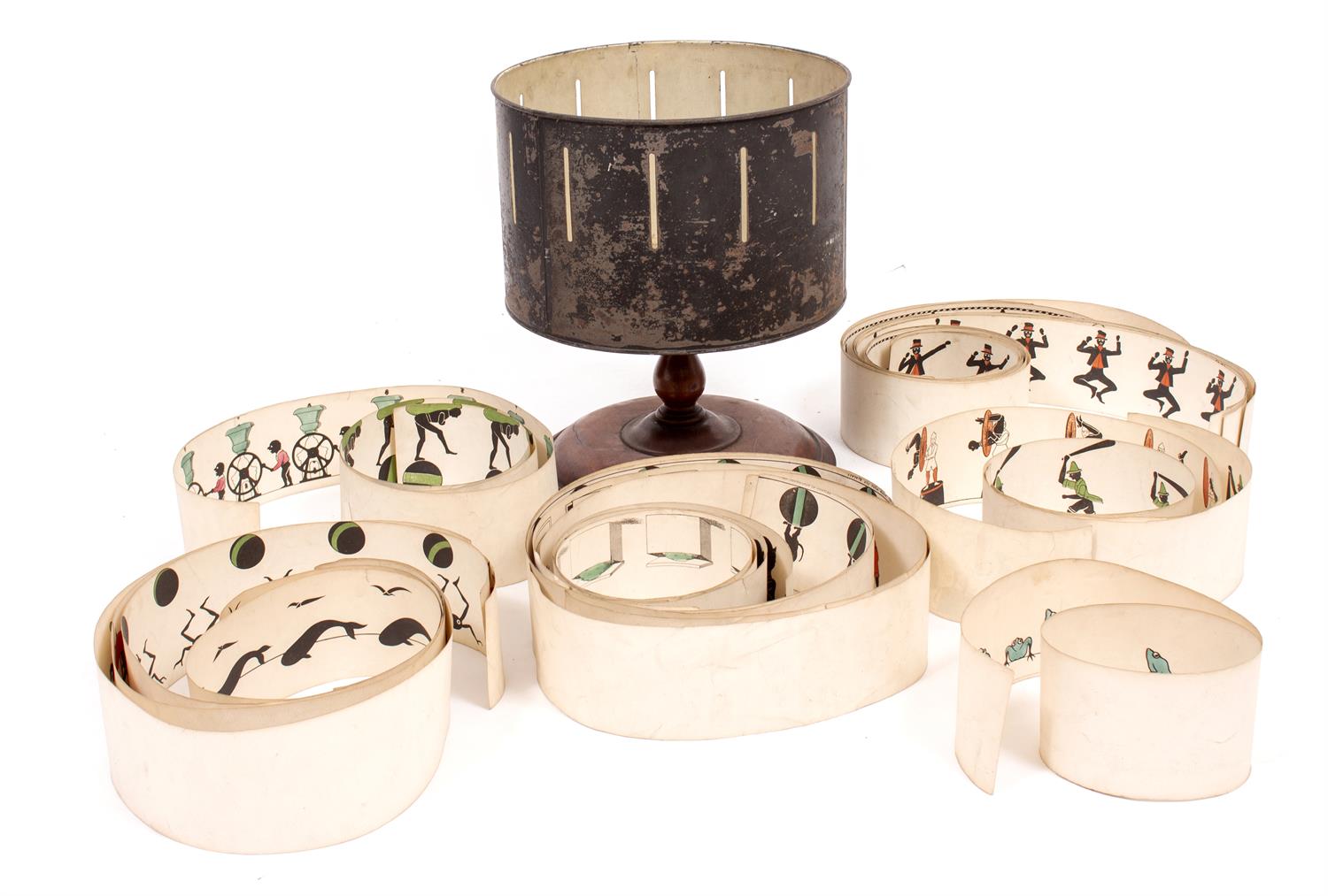 67 - A 19TH CENTURY 'WHEEL OF LIFE' ZOETROPE