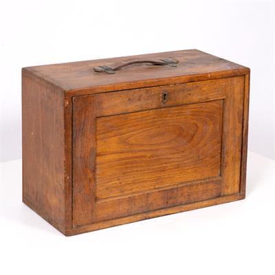 Lot 136 - A 20TH CENTURY OAK CASED ENGINEERS TOOL CHEST