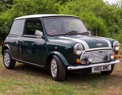 Lot 210 - A MINI COOPER TWO DOOR SALOON AUTOMOBILE