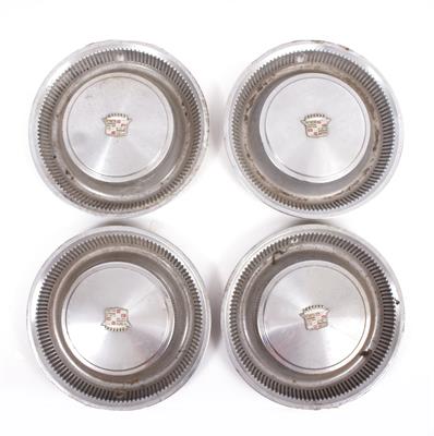 Lot 222 - A SET OF FOUR 20TH CENTURY CHROME POSSIBLY CADILLAC WHEEL TRIMS