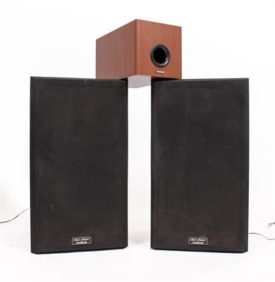 Lot 277 - A PAIR OF FISHER STUDIO STANDARD STE-5100 TEAK CASED SPEAKERS