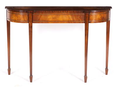 Lot 467 - A BOW FRONTED GEORGIAN STYLE HALL TABLE