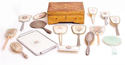 Lot 511 - A COLLECTION OF EPNS AND SILVER PLATED WARE