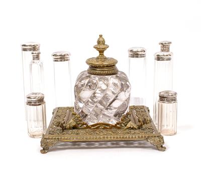 Lot 537 - A SELECTION OF SILVER TOPPED DRESSING TABLE JARS AND REQUISITES