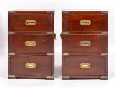 Lot 605 - A PAIR OF MAHOGANY CAMPAIGN STYLE BEDSIDE TABLES