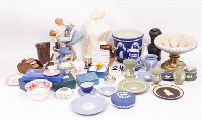 Lot 620 - A SELECTION OF WEDGWOOD JASPERWARE