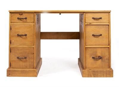 Lot 634 - A MODERN PINE PEDESTAL DESK