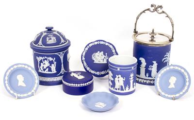 Lot 644 - A SELECTION OF WEDGWOOD