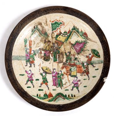 Lot 671 - AN ORIENTAL CRACKLE GLAZED CHARGER