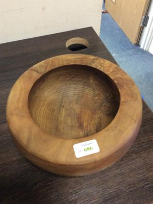 Lot 686 - A MAORI HEAVY TURNED PURIRI WOODEN BOWL