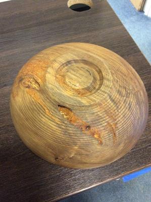 Lot 686 - A MAORI HEAVY TURNED PURIRI WOODEN BOWL