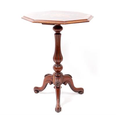 Lot 713 - A VICTORIAN CROSS BANDED HEXAGONAL TOPPED TRIPOD TABLE