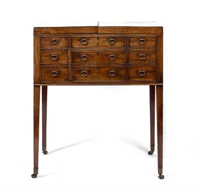 Lot 737 - A LATE GEORGIAN MAHOGANY DRESSING TABLE