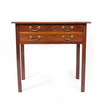 Lot 742 - A LATE 18TH / EARLY 19TH CENTURY MAHOGANY THREE DRAWER SIDE TABLE