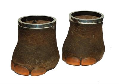 Lot 93 - A PAIR OF EARLY 20TH CENTURY TAXIDERMY ELEPHANT FEET