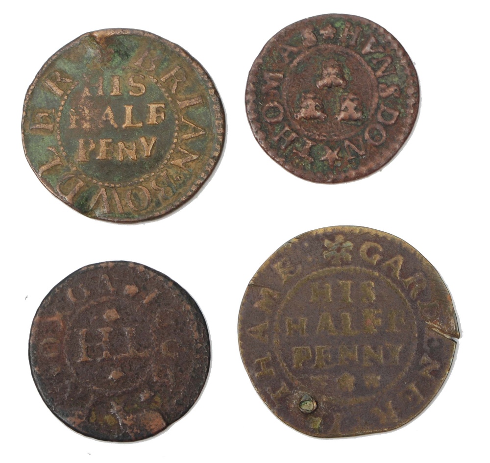 Lot 171 - A GROUP OF 17TH CENTURY TOKENS: Oxfordshire