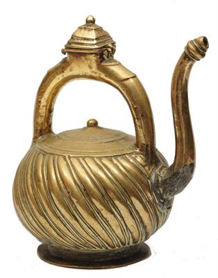 Lot 186 - AN ANTIQUE INDIAN BRASS KETTLE EWER